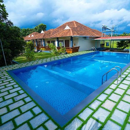 Kottackal Nature Inn Nedumbassery Exterior photo